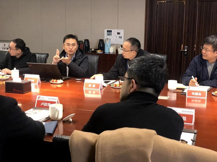 热烈欢迎无锡华光集团莅临云顶国际考察交流