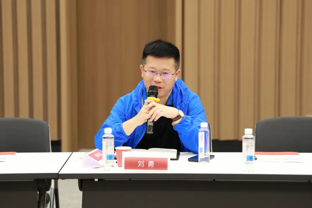 第十期全国储能产业巡回走访调研专家组莅临云顶国际