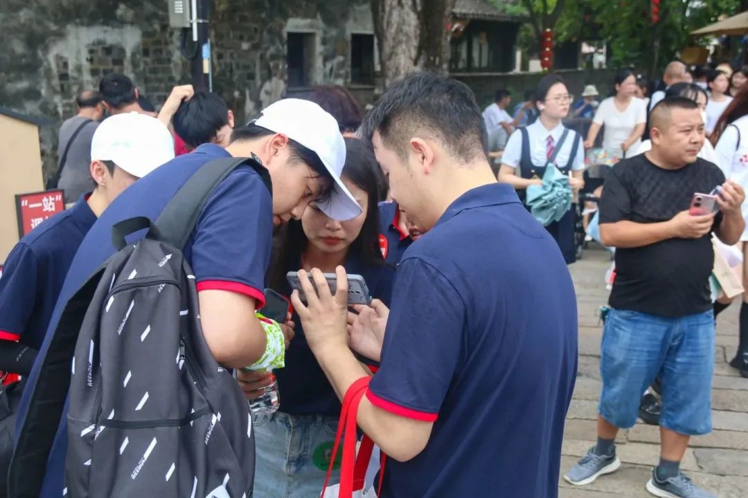 云顶国际一起奔赴山海，领跑未来！
